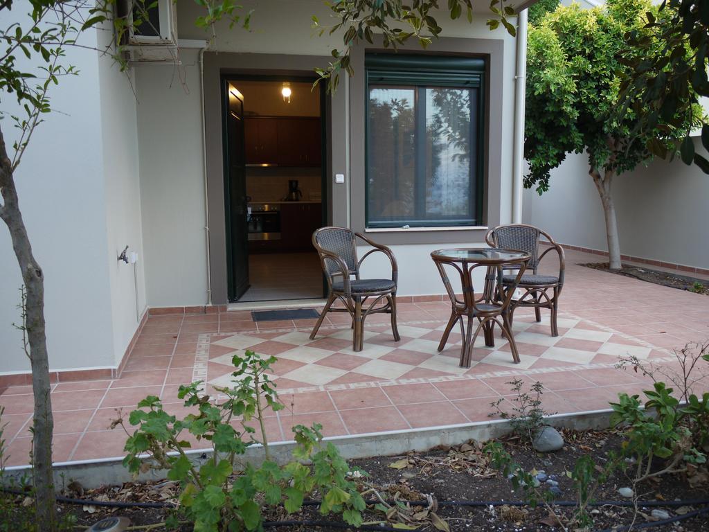 Portela Apartments Kampoula Keratókambos Zimmer foto